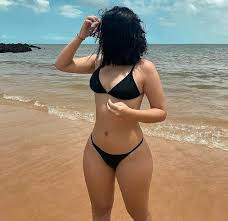 SULTANGAZİ ESCORT İLE SIRADIŞI BİR GECE